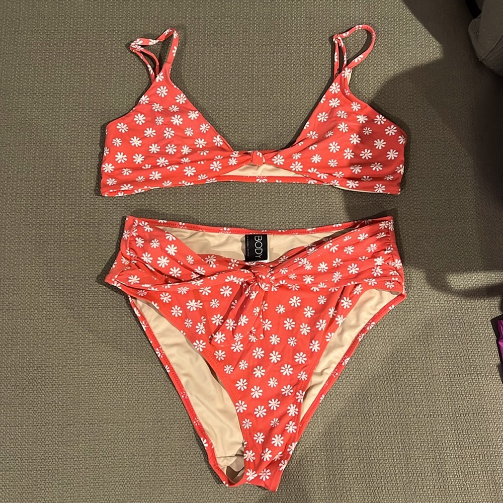 Cotton On bikini - great condition